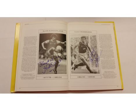 FOOTBALL, multiple signed hardback edition of Arsenal - Player by Player by Ponting, inc. Tony Adams, Geoff Strong, Martin Ha