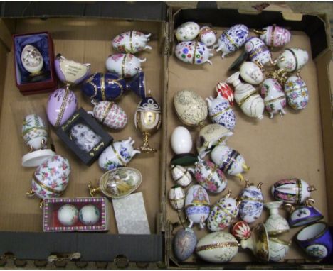 A mixed collection of items to include; Ceramic egg tray trinket boxes (2 trays) 