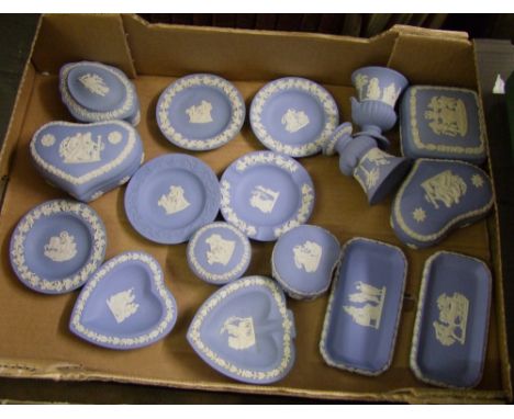 A collection of Wedgwood jasperware items: vases, pin dishes, trinket boxes etc (1 tray). 