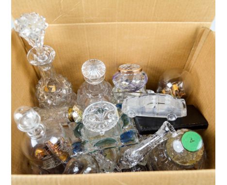 A small quantity of various clear glass items to include a bell shaped decanter with oversized stopper, a scent bottle, a sil