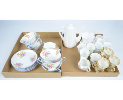 A quantity of Shelley ceramics to include coffee cups and saucers, a coffee pot, soup bowls, etc.