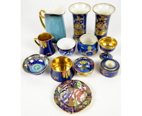 A mixed collection of ceramic items to include Maling and Carlton lustre ware, etc. CONDITION REPORT: The small chalice cup h