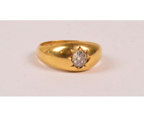 A Victorian 18ct yellow gold gentleman's signet ring set with a diamond, approx 0.5ct, size Q, 8g. CONDITION REPORT: The diam