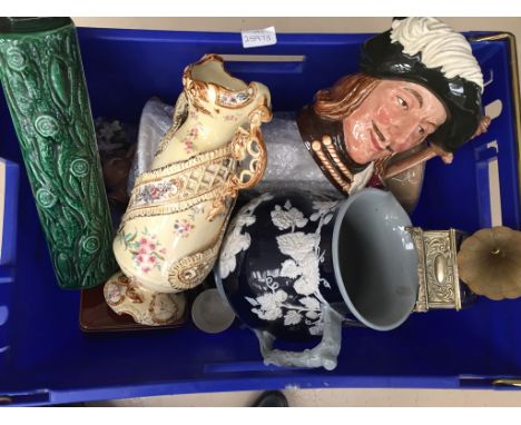 A quantity of ceramics o inc a Royal Doulton 'Aramis' character jug, Sylvac rabbit, Poole pottery etc