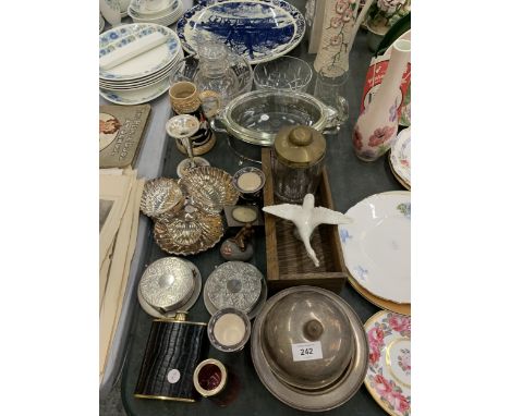 A LARGE MIXED LOT TO INCLUDE SILVER PLATED ITEMS, GLASSWARE, A LLADRO GOOSE - A/F, A CRANBERRY GLASS JAR, MATCHBOX HOLDER, HI