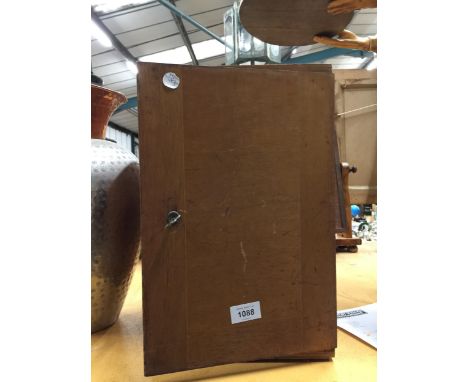 A VINTAGE WOODEN MICROSCOPE BOX WITH KEY 