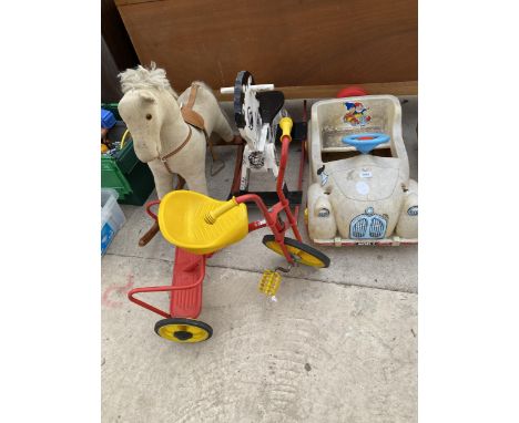 AN ASSORTMENT OF VINTAGE CHILDRENS TOYS TO INCLUDE TWO ROCKING HORSES AND A TRICYCLE ETC 