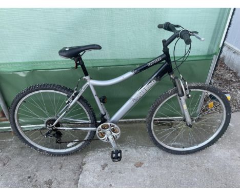 Infinity huron best sale bike price