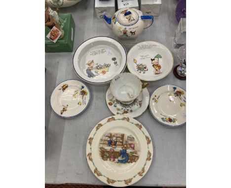 TWO SHELLEY MABEL LUCIE ATTWELL CHILDREN'S BOWLS, A CORONA WARE CHILD'S TEAPOT AND PLATES, ETC 