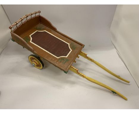 A VINTAGE PAINTED WOODEN ROMANY HORSES CART, LENGTH 45CM 