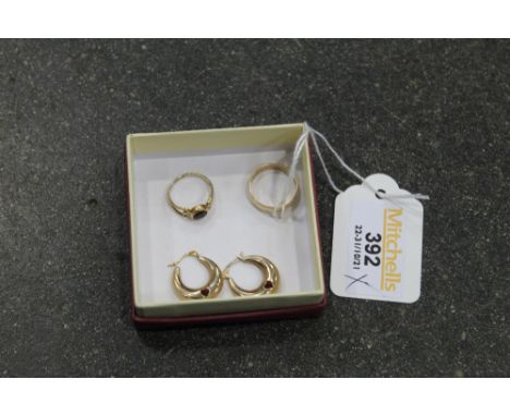 9ct gold band , 9ct gold ring and pair of 9ct earrings 