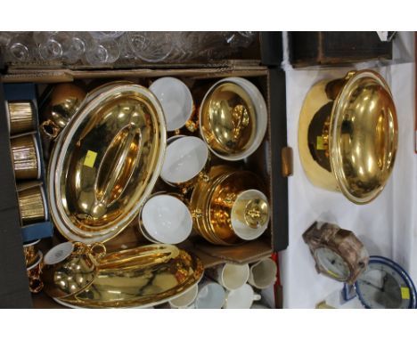 Royal Worcester part tea and dinner service, tureens, ramekins, cups and saucers etc 