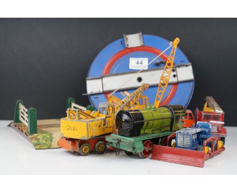 Toys - 2 x Dinky Supertoys 20-ton Lorry Mounted Cranes, Benbros Caterpillar Bulldozer, Corgi Chipperfield Circus Internationa