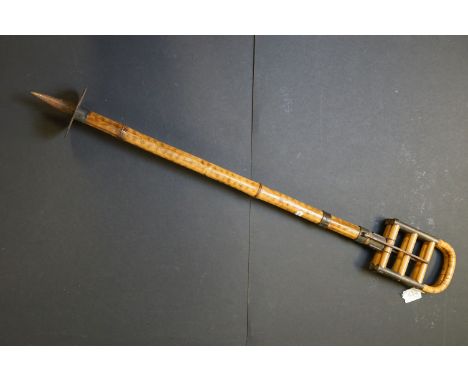 An early 20th century bamboo and metal mounted shooting stick. 