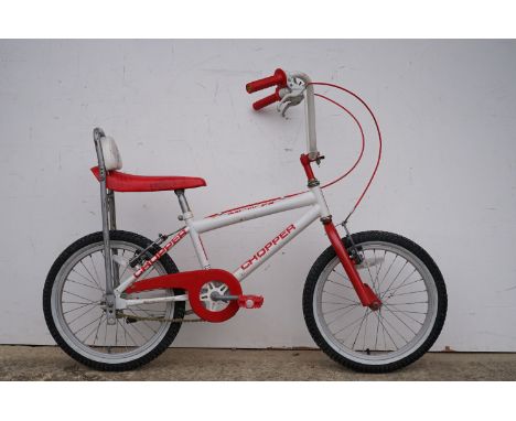 One direction outlet chopper bike