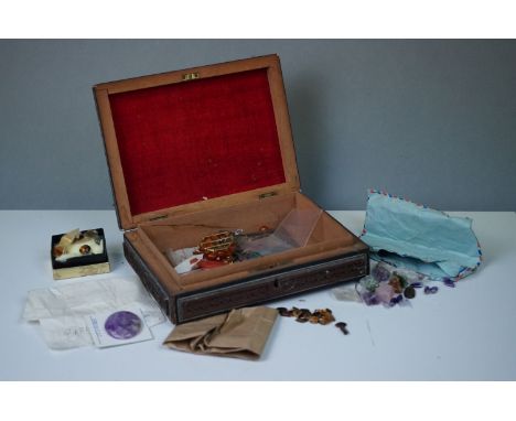 A vintage wooden box containing semi precious stones together with a quantity of vintage costume to include silver examples. 