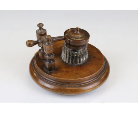 Vintage treen inkwell 