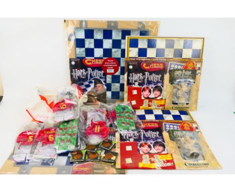 DeAgostini - Harry Potter - McDonalds - Jurassic Park - 2 x unopened Harry Potter chessboard bases and 2 x neighing white kni