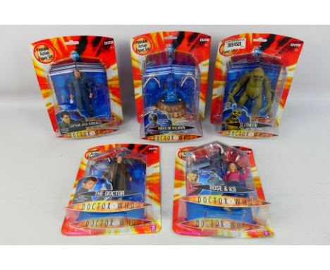 Character Options - Doctor Who - A collection of five 5.5" Doctor Who action figures to include The Doctor, Slitheen and Rose