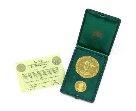 Medals, Great Britain, Elizabeth II (1952-), 1941 - 1966 25th Anniversary of the death of Lord Baden-Powell two gold medal se