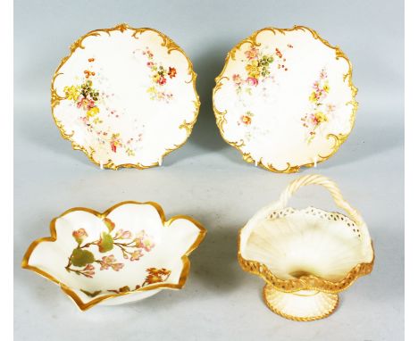 A 19TH CENTURY ROYAL WORCESTER PAIR OF EMPRESS SHAPED BLUSH IVORY PLATES painted with flowers, a Royal Worcester petal shaped