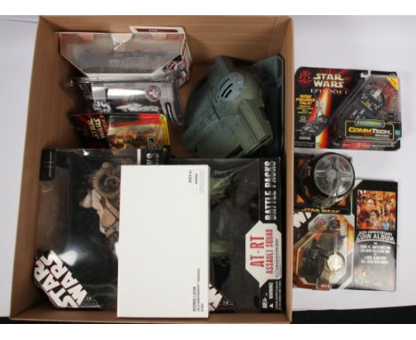 Hasbro Star Wars 3 3/4" figures, Battle packs, vehicles and similar, to include 30th Anniversary Bantha with Tusken Raiders B