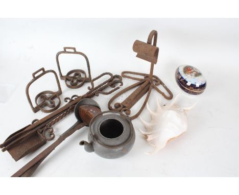 Mixed metalware, 19th century and later, to include two ladles, Chinese pewter teapot, hanging oil lamp, wrought iron shovel 