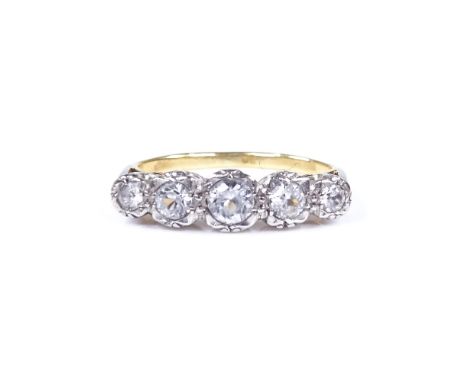 An 18ct gold 5-stone graduated diamond ring, central stone approx 0.21ct, total diamond content approx 0.53ct, setting height