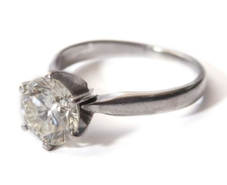 LADIES DIAMOND RING 2.75CT SIZE R.5 TOTAL WEIGHT 4.6G