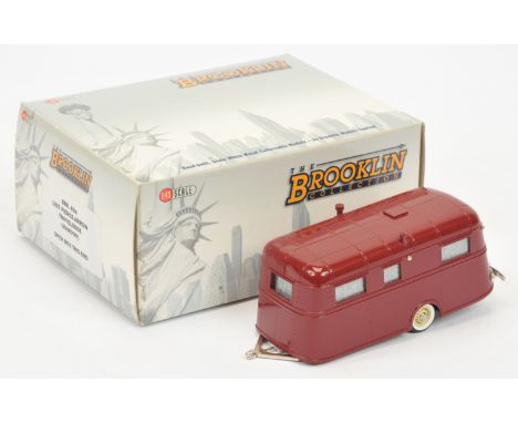 Brooklin Models, BRK80A 1937 Pierce Arrow Travelodge (Caravan) (Maroon) - Near Mint in Near Mint box.&nbsp;