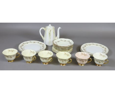 A Shelley fine bone china tea service, 21 pieces