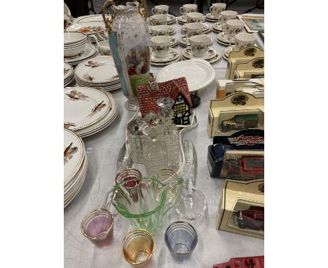 A VINTAGE SHELLEY WARMING PLATE, BAVARIAN VASE WITH TRANSFER PRINT, 'COTTAGE' NIGHT LIGHT, GLASS CONDIMENT SET, VINTAGE LICQU