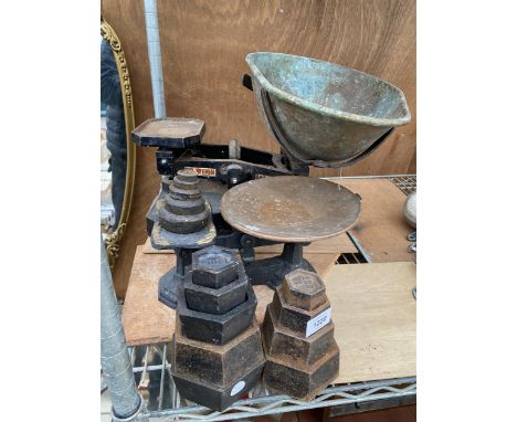 TWO SETS OF VINTAGE KITCHEN BALANCE SCALES AND A LARGE ASSORTMENT OF CAST WEIGHTS 