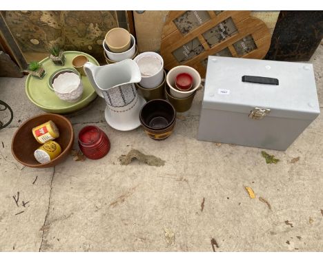 AN ASSORTMENT OF ITEMS TO INCLUDE A METAL TRUNK, A CERAMIC JUG AND CERAMIC PLANT POTS ETC 