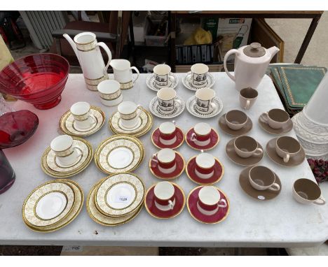 AN ASSORTMENT OF CERAMIC ITEMS TO INCLUDE COALPORT AND POOLE ESPRESSO CUPS AND SAUCERS ETC 