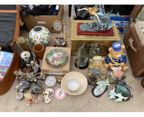 A LARGE ASSORTMENT OF ITEMS TO INCLUDE A BRASS LOG BOX, MONEY BOXES AND ORIENTAL STYLE CERAMIC FIGURES ETC 