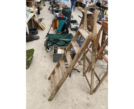 A VINTAGE FIVE RUNG WOODEN SIMPLEX STEP LADDER 