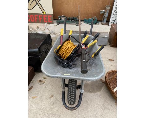 A METAL WHEEL BARROW, VARIOUS GARDEN TOOLS AND AN EXTENSION LEAD ETC 