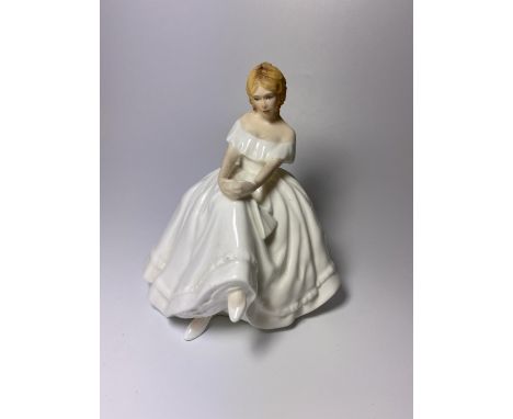 A ROYAL DOULTON 'HEATHER' HN2956 CERAMIC LADY FIGURE 