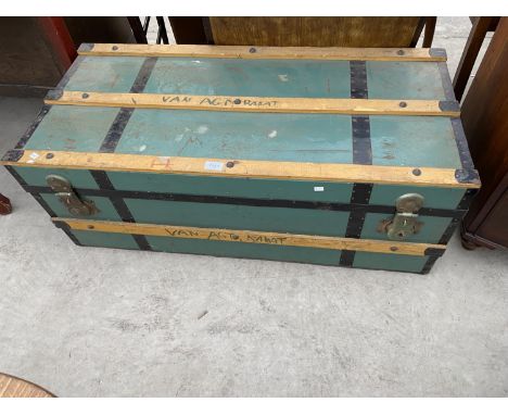 A METALWARE TRAVELLING TRUNK WITH CARRYING HANDLES AND WOODEN BANDING, 39.5X18.5" 
