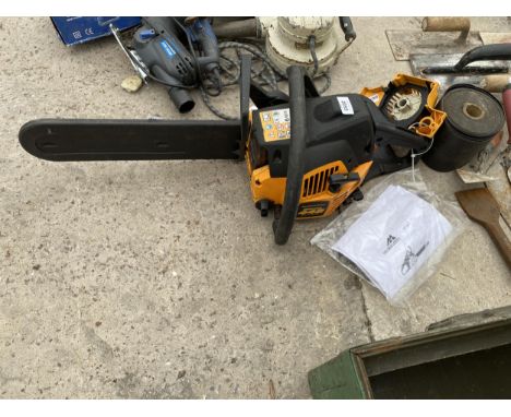 A MCCULLOCH 442 PETROL CHAINSAW 