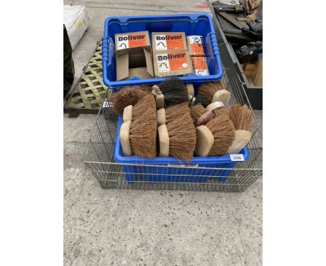 A LARGE QUANTITY OF BRUSH HEADS AND BOLIVAR PIPE CLIPS 