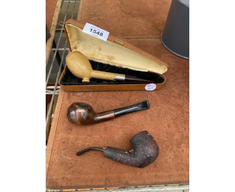 THREE VINTAGE SMOKERS PIPES 