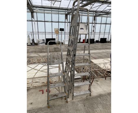 THREE VARIOUS ALUMINIUM STEP LADDERS TO INCLUDE TWO SIX RUNG AND ONE THREE RUNG 