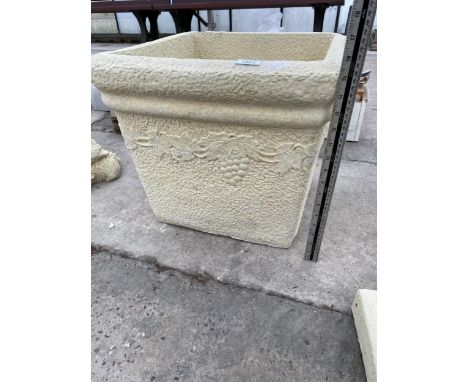 AN AS NEW EX DISPLAY CONCRETE LARGE SQUARE SHIRAZ PLANTER *PLEASE NOTE VAT TO BE PAID ON THIS ITEM* 