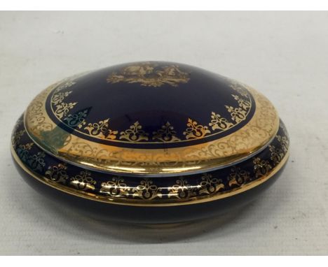 A LARGE LIMOGES FRANCE VERITABLE PORCELAINE D'ART ROUND POWDER/TRINKET BOX 