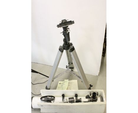 Meade Instruments Corporation Model 4500: 4.5" Equatorial Reflecting Telescope