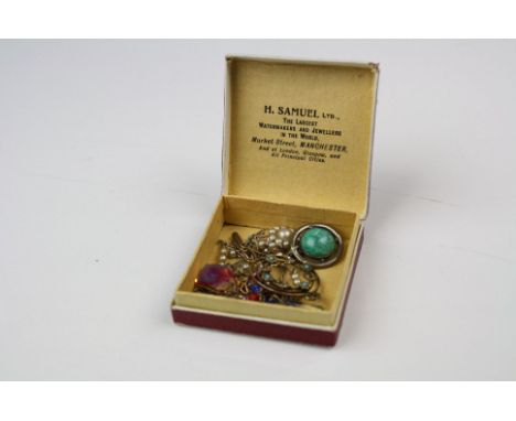 A small collection of vintage costume jewellery to include an art nouveau seed pearl and turquoise pendant.