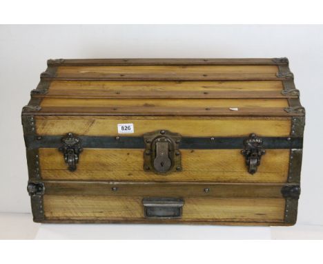 Late Victorian pine travelling trunk