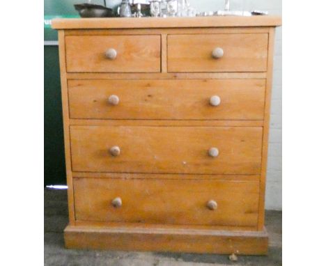 A Victorian style light oak chest of three long and two short drawers with bun handles, 3' wide 